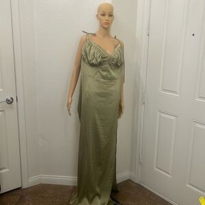 Pretty Little Thing Woman Sage Green Dress Maxi Ruched Bustier Adjustable Sleeve